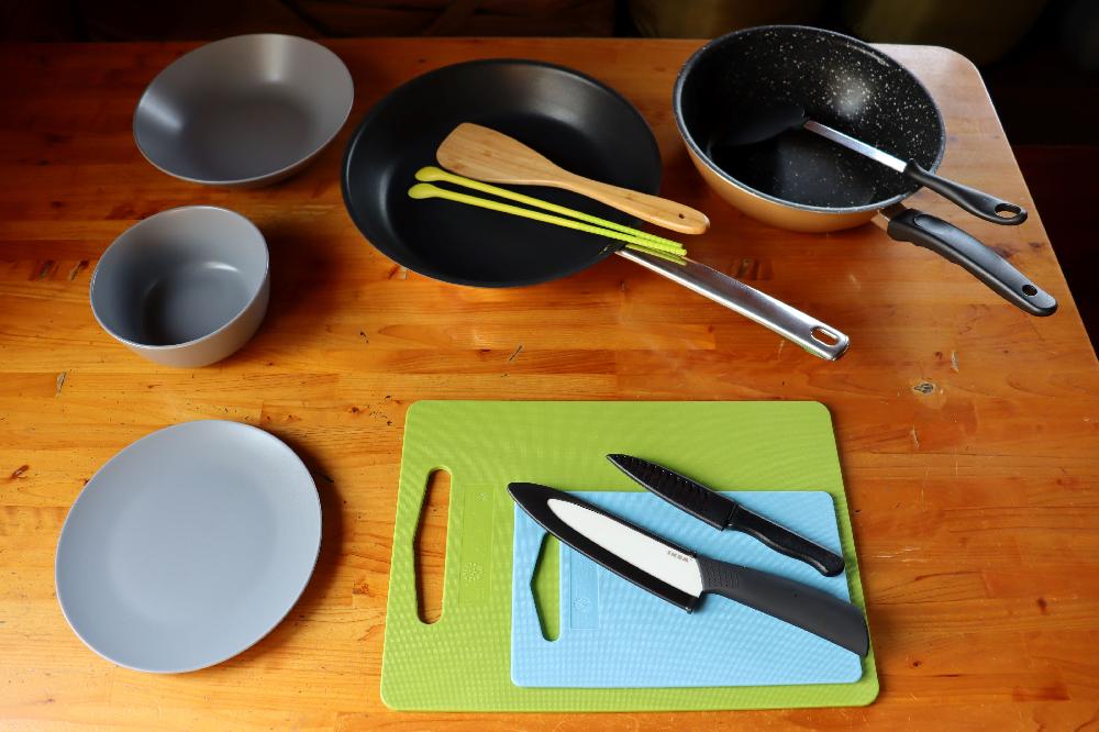 Cooking utensil set